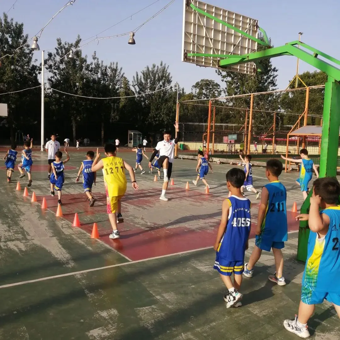 乌鲁木齐篮球训练营招生_0